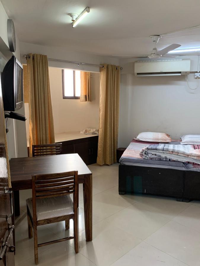 Kamil'S Studio Apartment لاكناو المظهر الخارجي الصورة