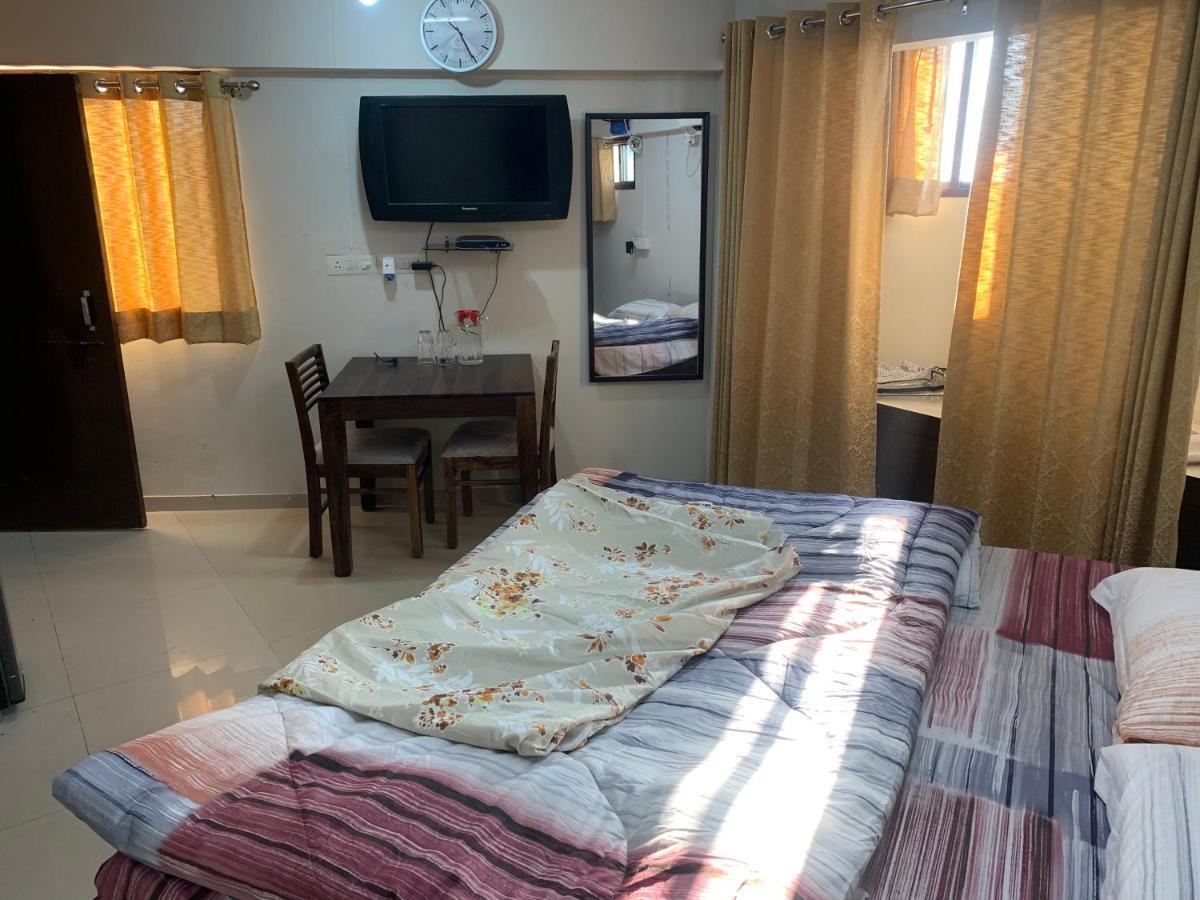 Kamil'S Studio Apartment لاكناو المظهر الخارجي الصورة